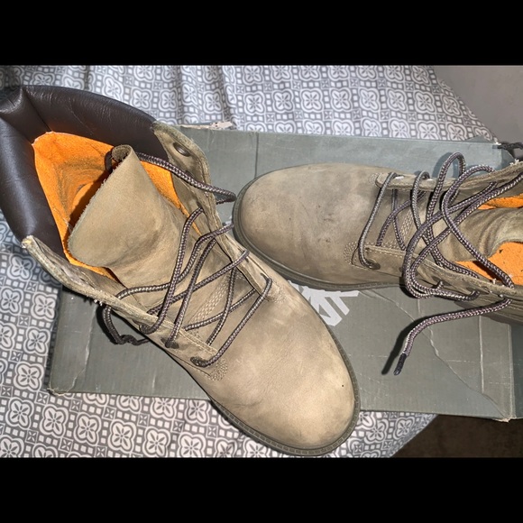 Timberlands - Picture 3 of 4